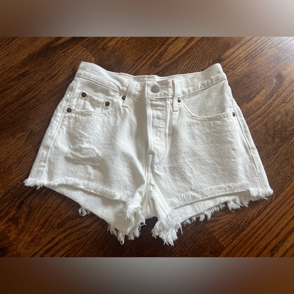 Levi’s 501 original high waist denim shorts white size 24